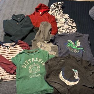 Boys Graphic and Solid Color Shirts Bundle